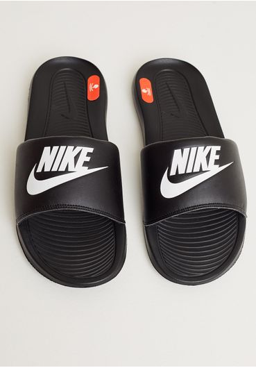 Chinelo Nike Victori One Slide preto