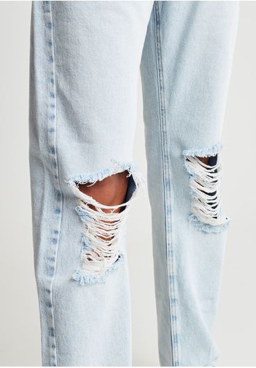 Calça jeans reta cintura média com rasgos