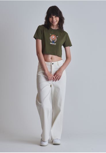 Camiseta meia malha cropped com flor paz e amor