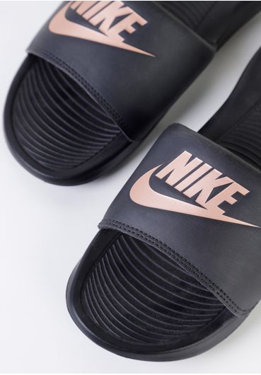 Chinelo slide Nike Victori