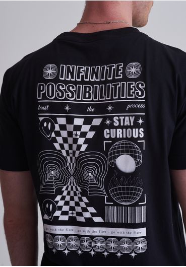 Camiseta infinite possibilities