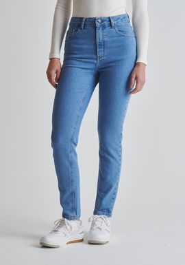Calça jeans cigarrete cintura alta