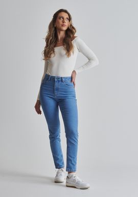 Calça jeans cigarrete cintura alta