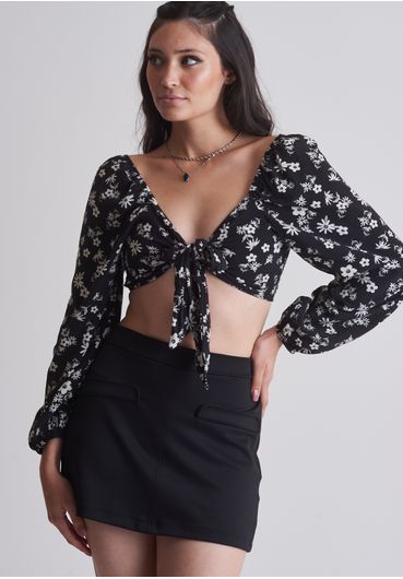 Blusa de viscose cropped manga longa amarração