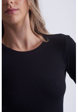 Blusa canelada manga longa
