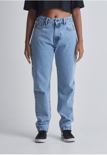 Calça jeans mom cintura media
