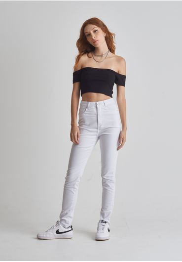 Blusa cropped ombro a ombro canelada preta