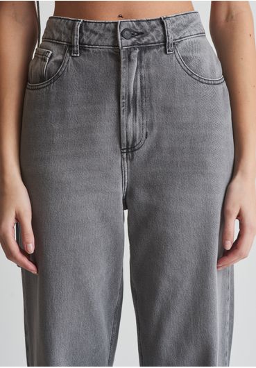 Calça jeans reta cintura alta