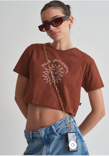 Camiseta cropped em algodão estampa de sol