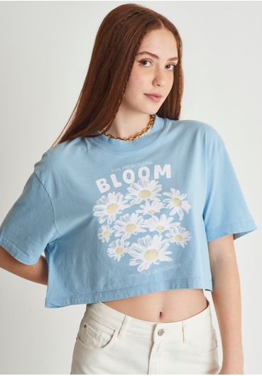 Camiseta cropped florzinhas