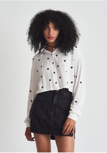 Camisa cropped corações