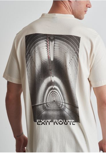 Camiseta em algodão estampa exit