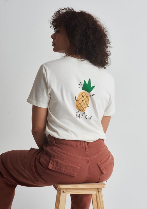 Camiseta em algodão estampa i am a queen