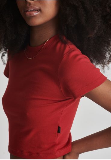 Blusa básica baby look cherry