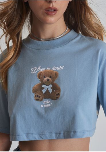 Camiseta super cropped aplicação urso