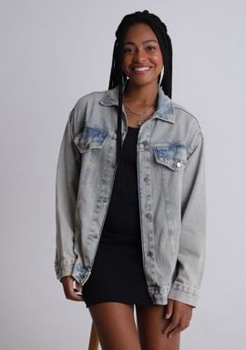 Jaqueta Jeans Over com Lavanderia Vintage