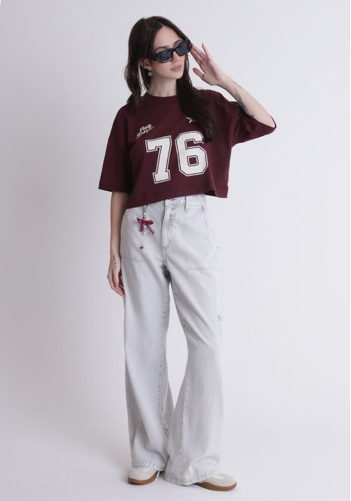 Camiseta Cropped Ampla com Estampa College 76