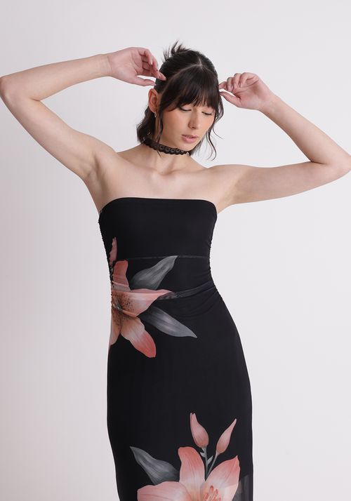 Vestido midi em tule sem alça