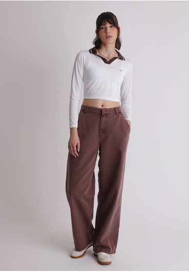 Calça de sarja com recorte
