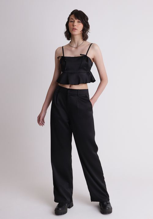 Top cetim com laços e detalhes de peplum