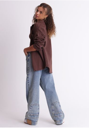 Calça reta cintura alta bolso invertido