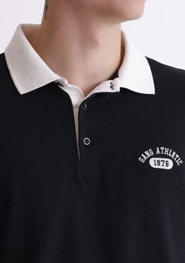 Camiseta gola polo manga longa estampa 1976