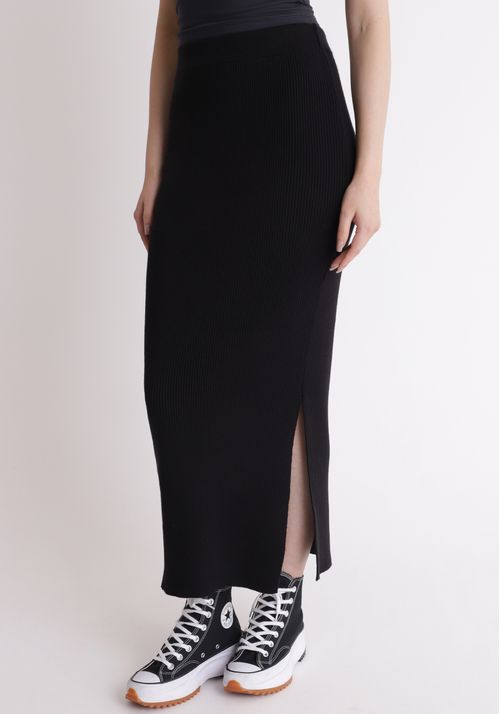 Saia midi em tricot com fenda lateral