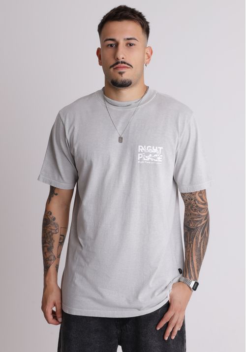 Camiseta em algodão estampa right place time