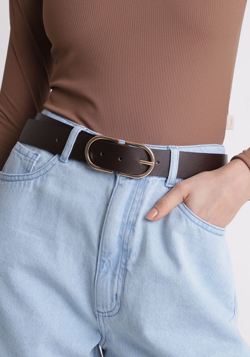 Cinto liso com fivela oval