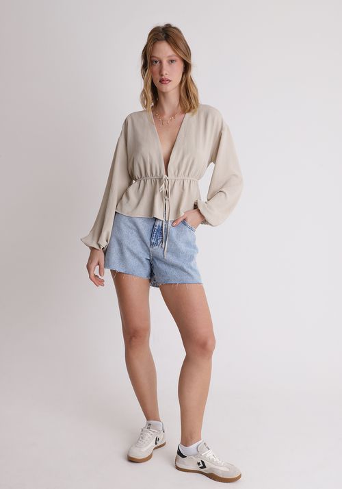 Blusa com amarração