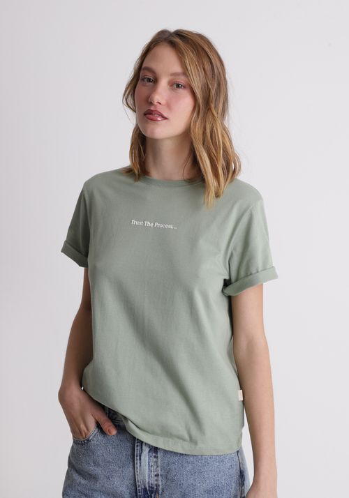 Camiseta estampada frente e costas