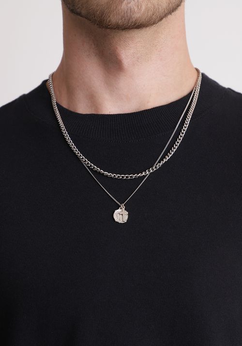 Conjunto colares medalha e cruz