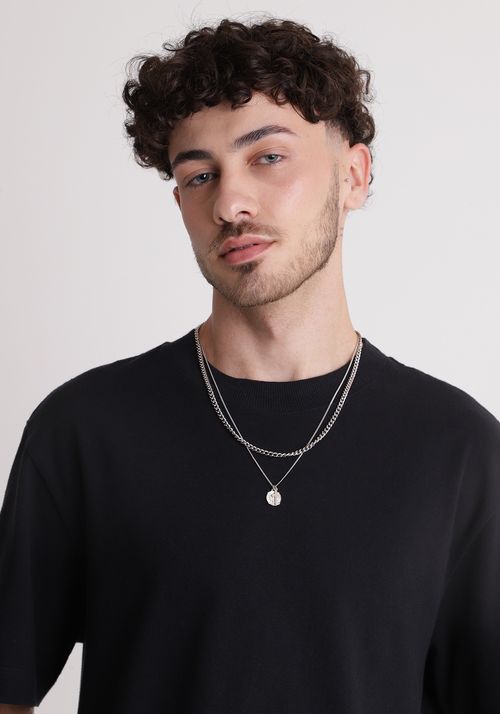 Conjunto colares medalha e cruz