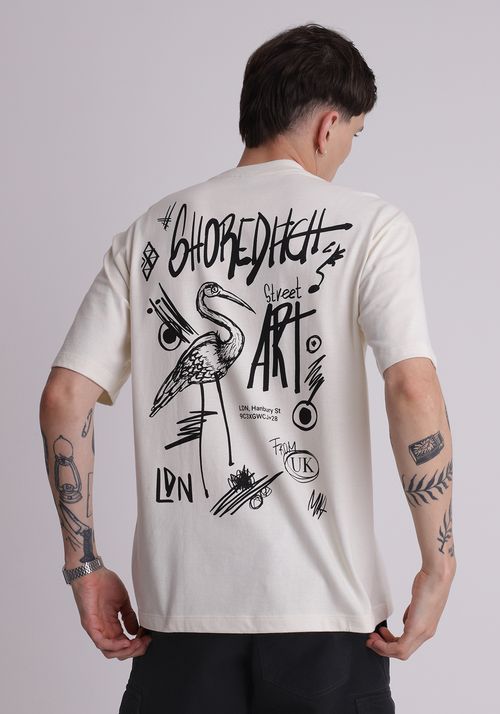 Camiseta oversized estampa street art