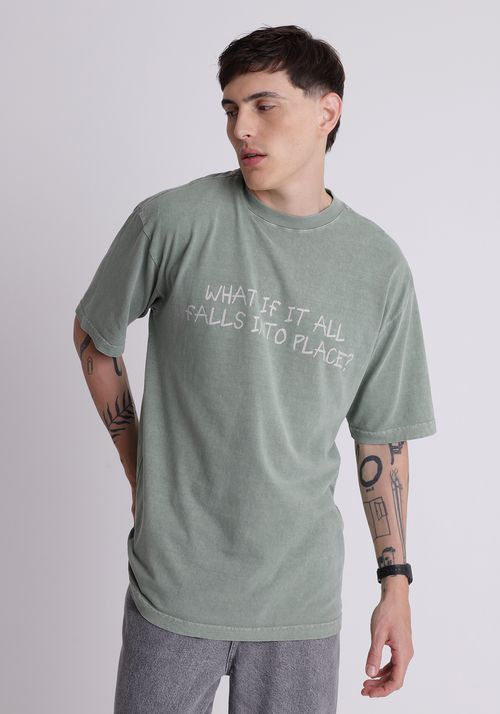 Camiseta oversized estampada lettering