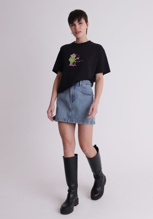 Saia jeans com fenda nas laterais