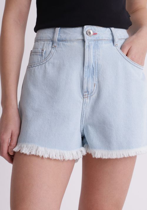 Short jeans delavê