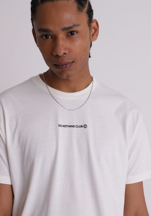 Camiseta em algodão estampa do nothing club