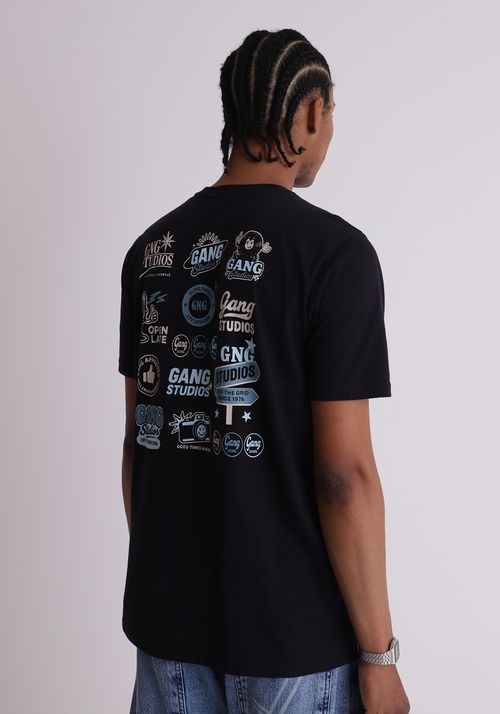 Camiseta em algodão estampa gang
