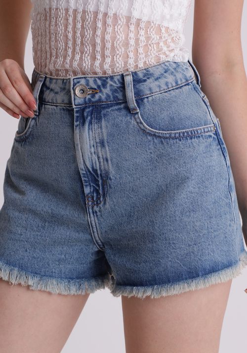 Short barra desfiada