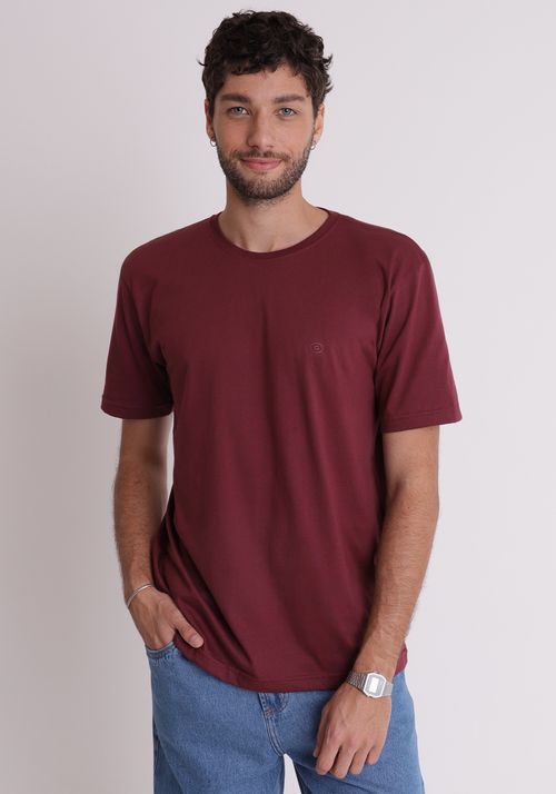 Camiseta básica gola redonda vinho