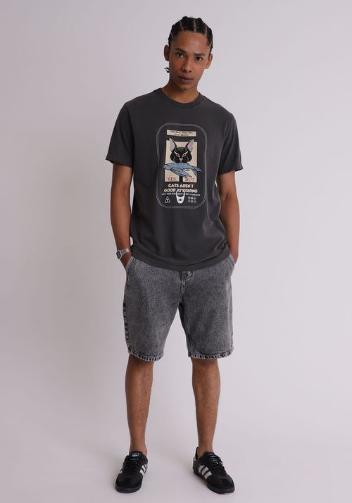 Bermuda jeans black com bolso faca