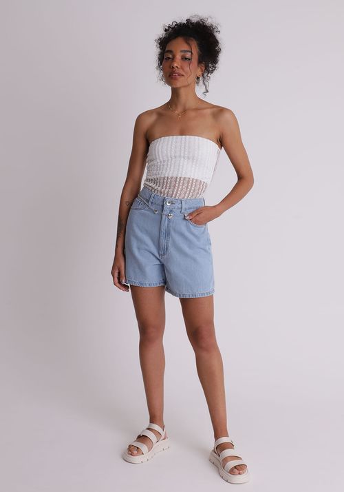 Short jeans cintura alta barra feita