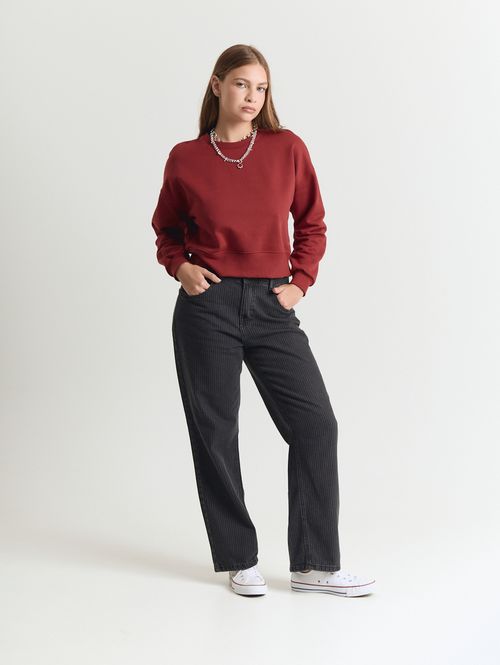 Calça jeans feminino reta risca de giz preto